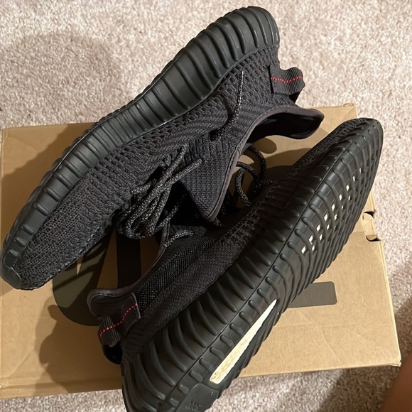 Yeezy Boost 350 V2 - Picture 5 of 7